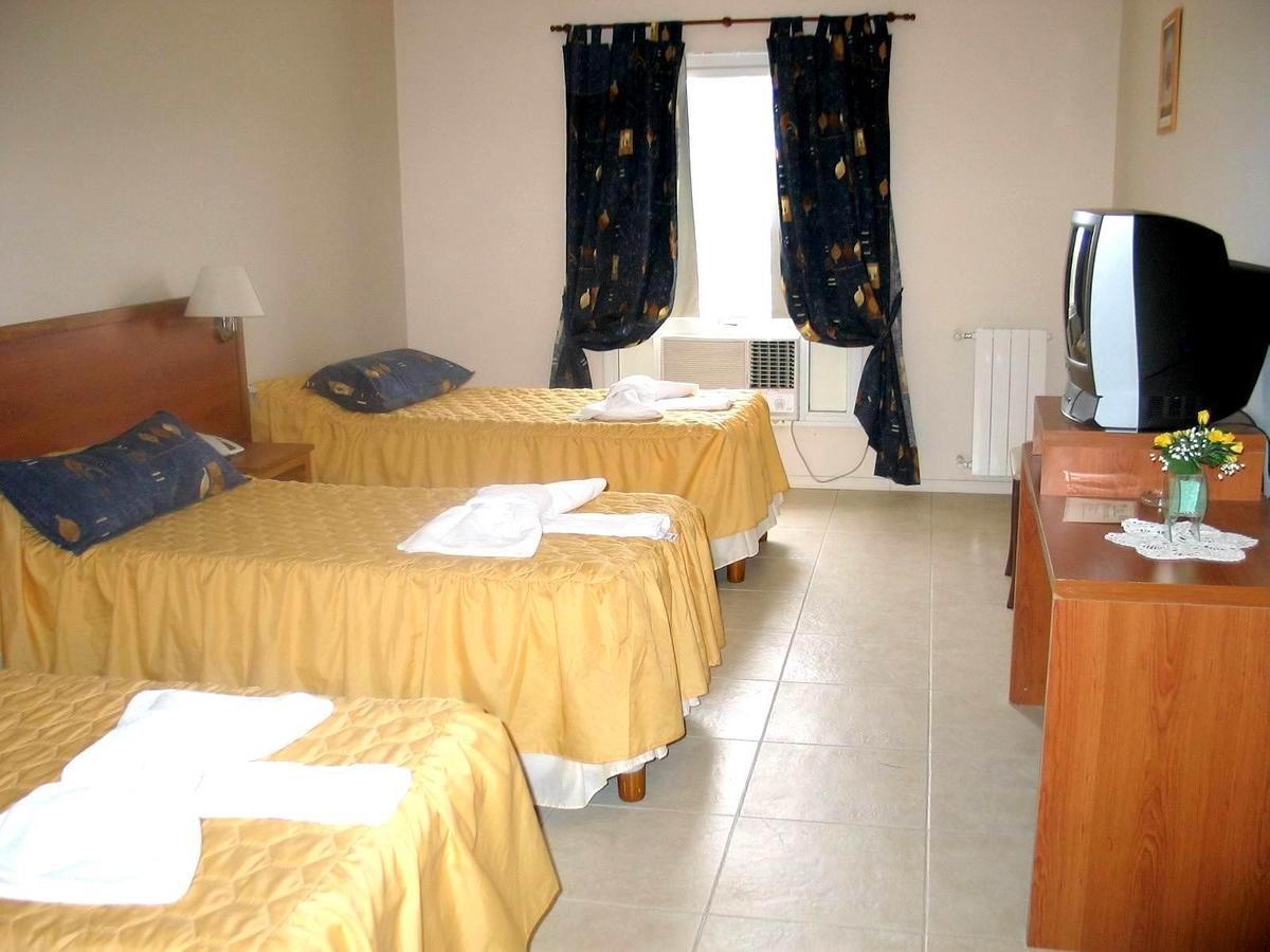 Hotel del Centro Aimogasta Habitación foto